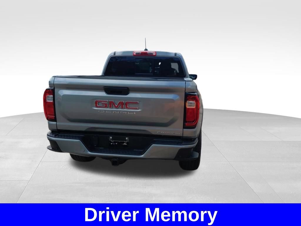 Used 2023 GMC Canyon Denali AWD/4WD image 12