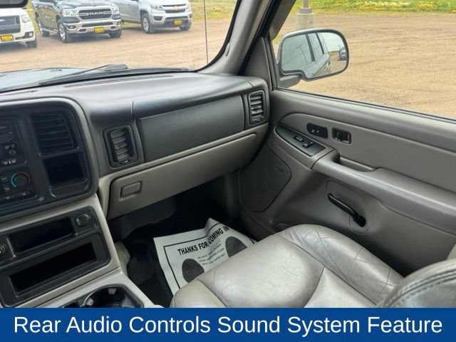 Used 2005 GMC Yukon SLT w/ SLT Preferred Equipment Group AWD/4WD image 17