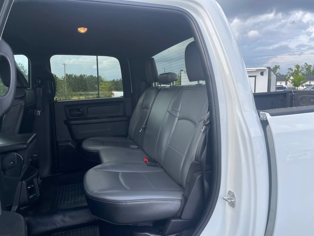 Used 2024 RAM 2500 Tradesman w/ Chrome Appearance Group AWD/4WD image 39
