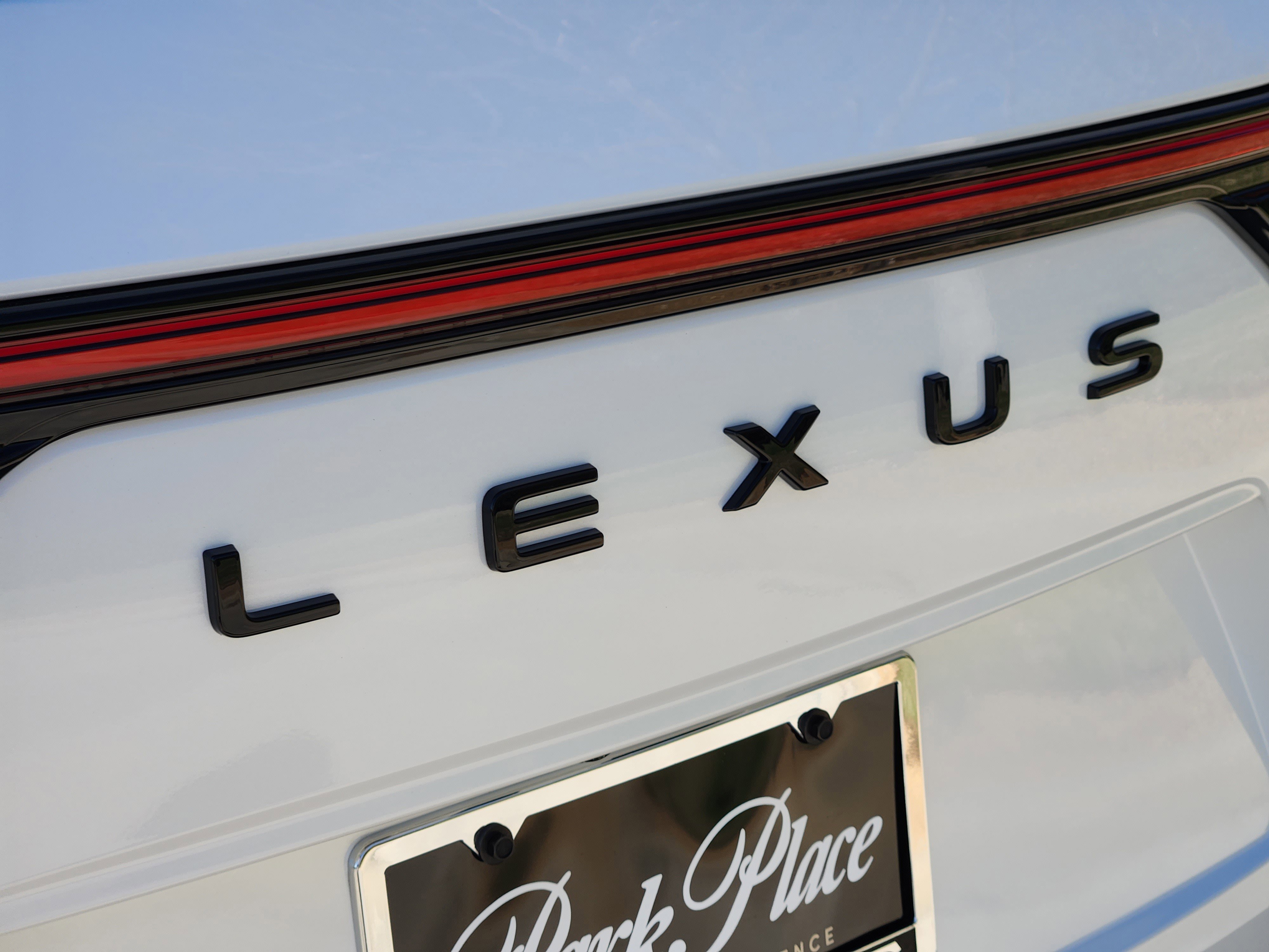 New 2026 Lexus LX 700h Luxury image 8