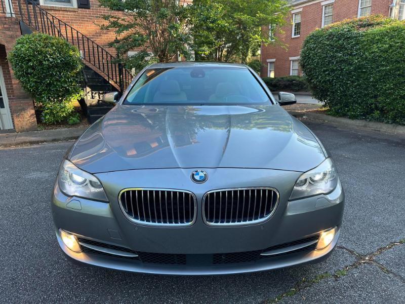 Used 2011 BMW 535i xDrive Sedan AWD/4WD image 4