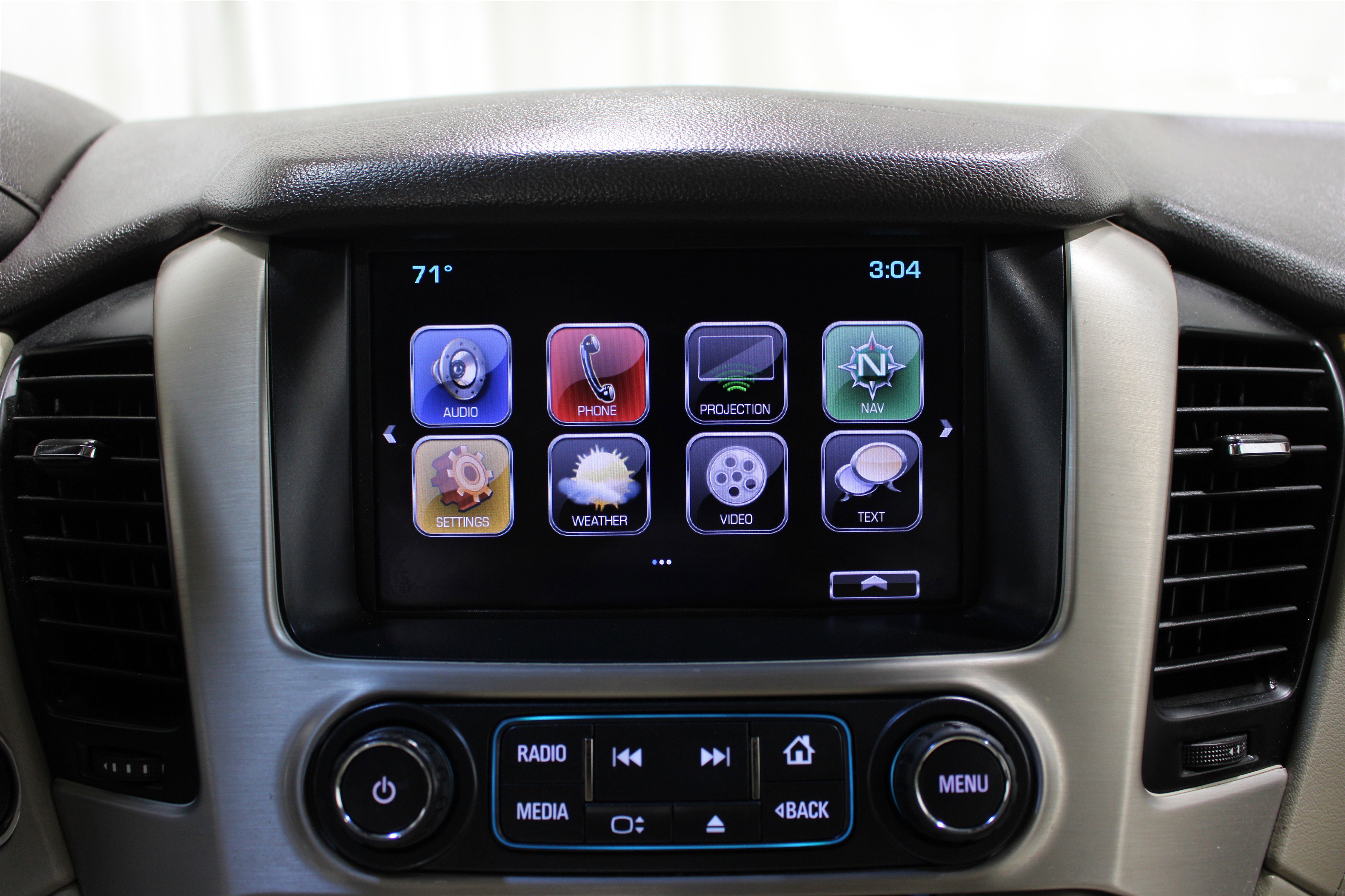 Used 2017 GMC Yukon XL Denali w/ Open Road Package image 16