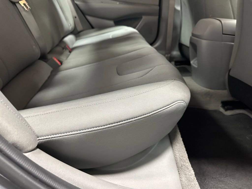 Used 2025 Hyundai Elantra SE image 46