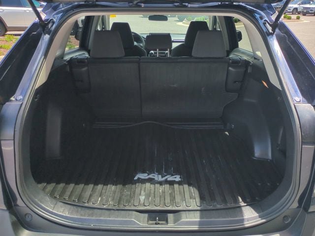 Used 2020 Toyota RAV4 XLE w/ All Weather Liner Package AWD/4WD image 13