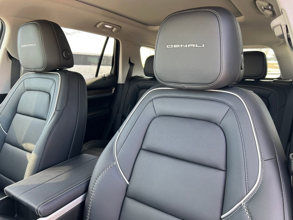New 2026 GMC Terrain Denali w/ LPO, Floor Liner Package image 12