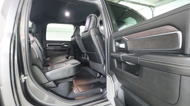 Used 2025 RAM 2500 Laramie AWD/4WD image 11