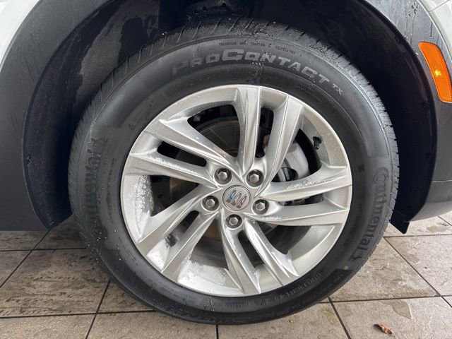 Used 2024 Buick Envista Preferred image 29