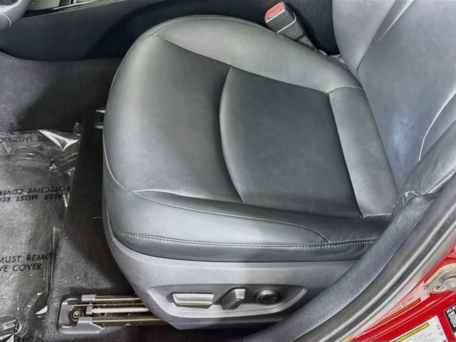 Certified 2021 Toyota Prius FWD image 20