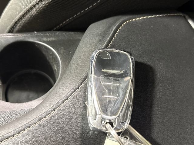 Used 2019 Chevrolet Camaro LS image 35