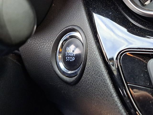 Used 2019 Toyota C-HR Limited image 11