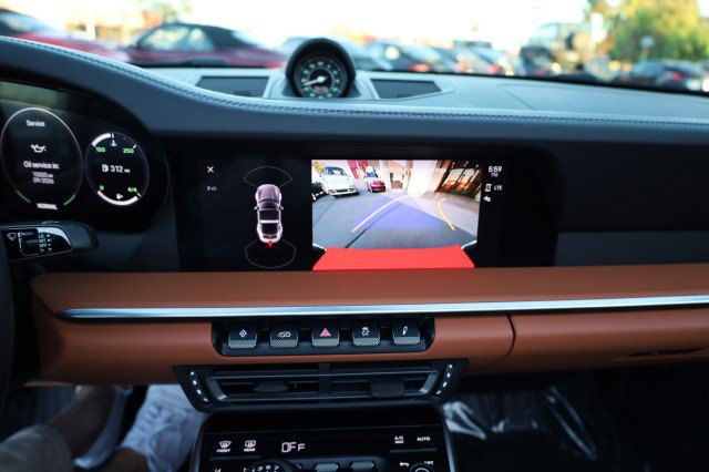 Used 2024 Porsche 911 Targa 4S image 38