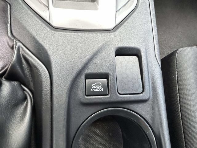 Used 2019 Subaru Crosstrek 2.0i AWD/4WD image 16