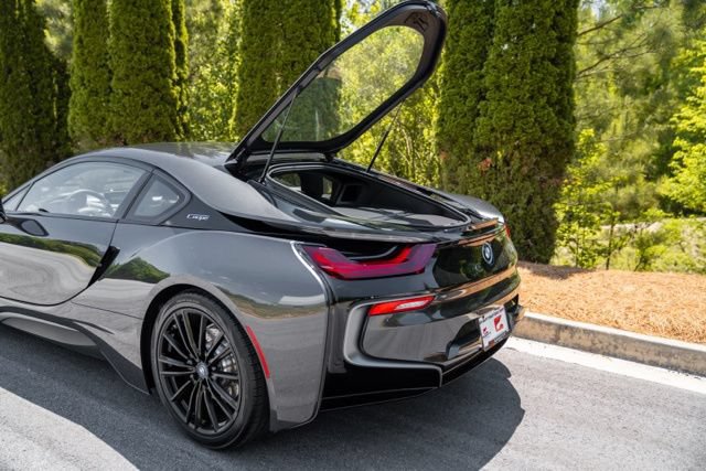 Used 2020 BMW i8 Coupe AWD/4WD image 26