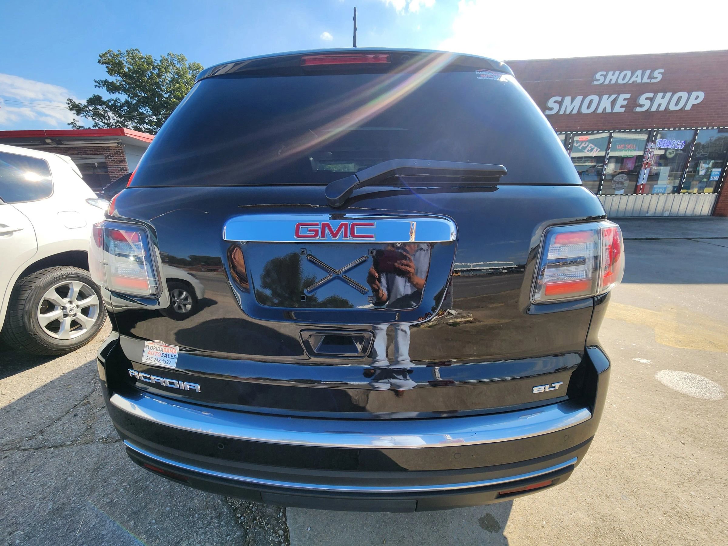 Used 2016 GMC Acadia SLT w/ Premium Edition image 6