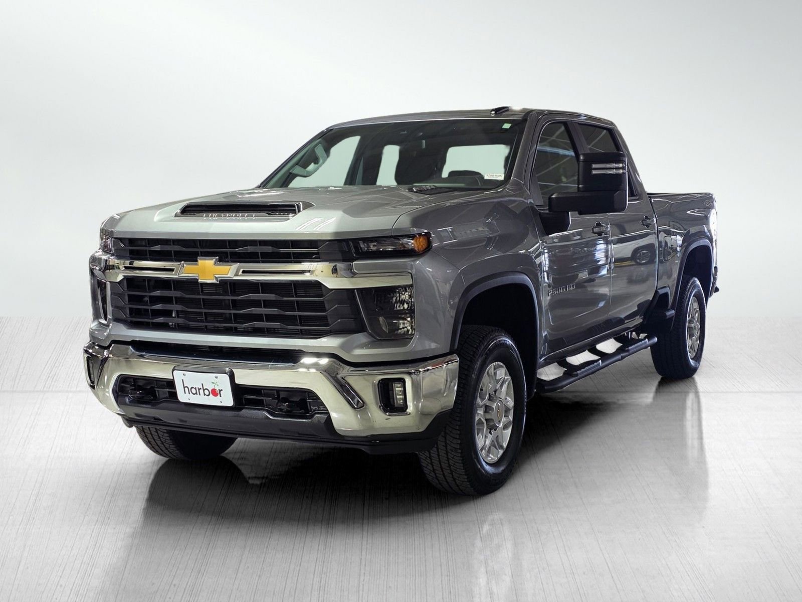 Used 2025 Chevrolet Silverado 2500 LT w/ Convenience Package AWD/4WD image 3