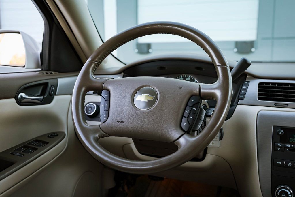Used 2007 Chevrolet Impala LT image 28