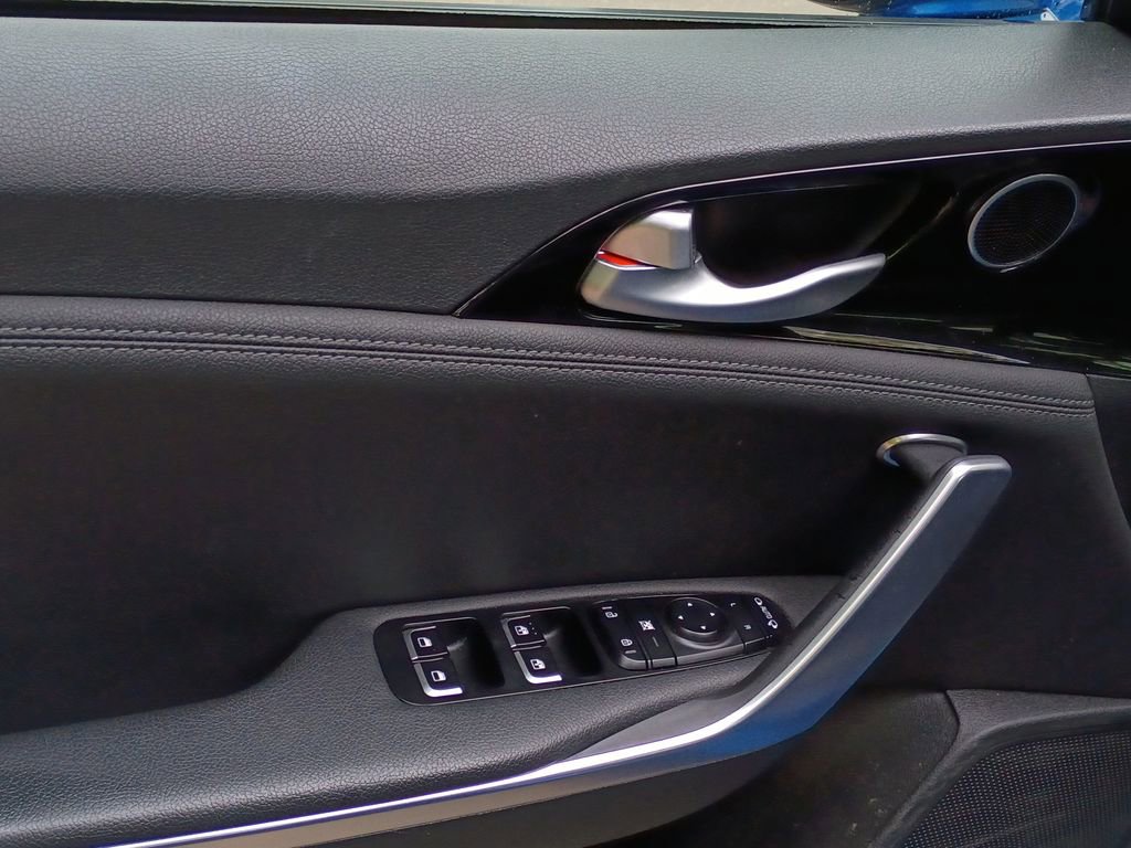 Used 2019 Kia Stinger AWD/4WD image 14