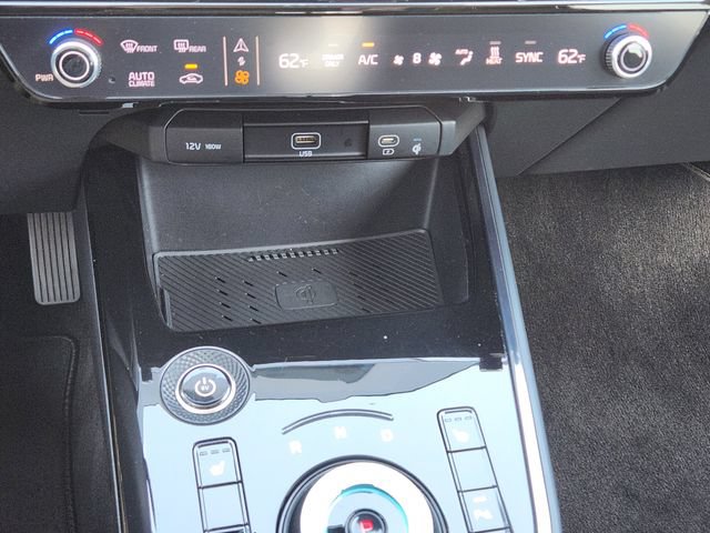 Certified 2024 Kia Niro Wind FWD image 19