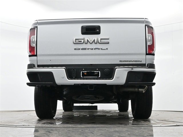Used 2021 GMC Canyon Denali image 26