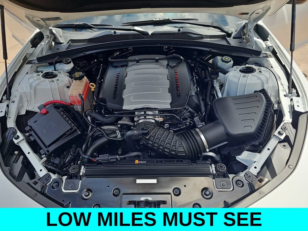 Used 2019 Chevrolet Camaro SS RWD image 31
