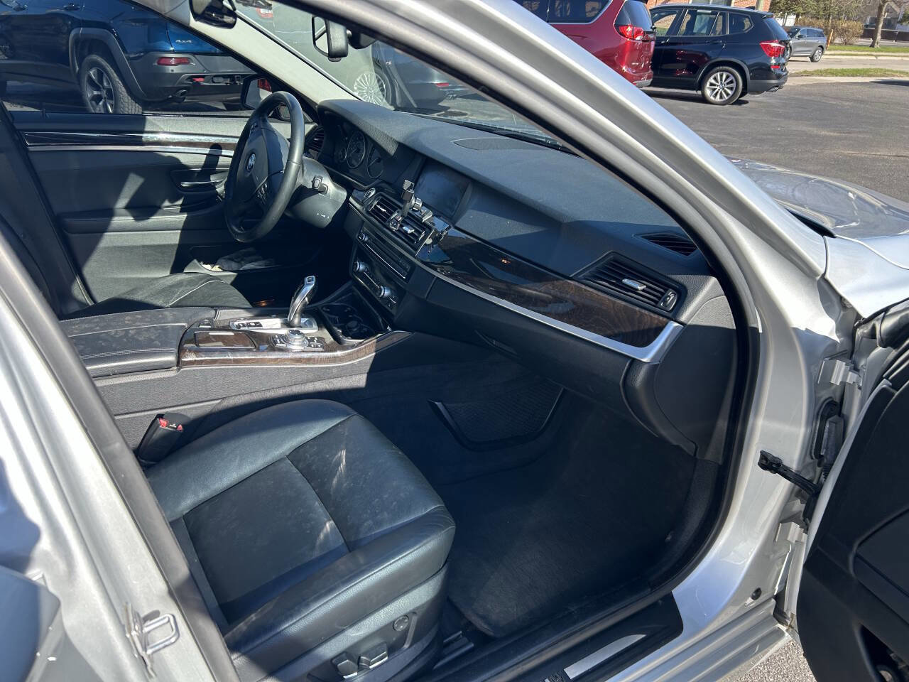 Used 2013 BMW 528i xDrive Sedan AWD/4WD image 8