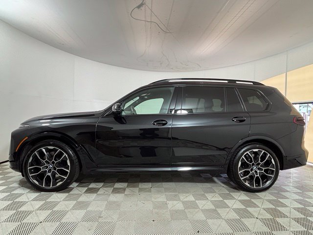 Certified 2024 BMW X7 M60i w/ Executive Package AWD/4WD image 4