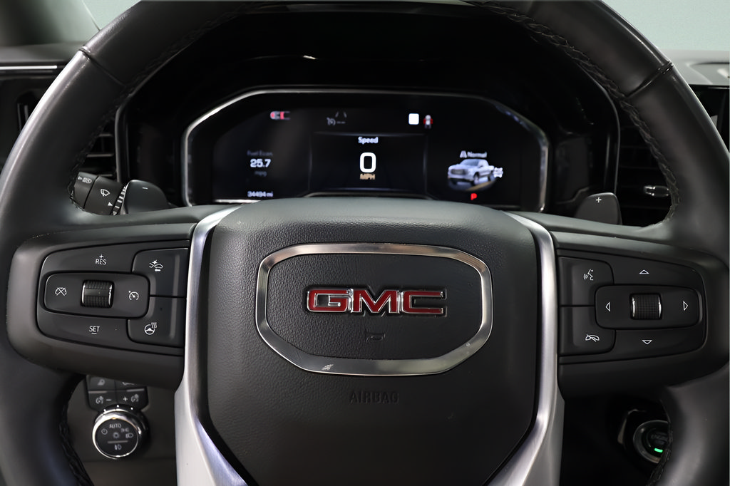 Used 2025 GMC Sierra 1500 Elevation w/ Elevation Premium Package AWD/4WD image 13