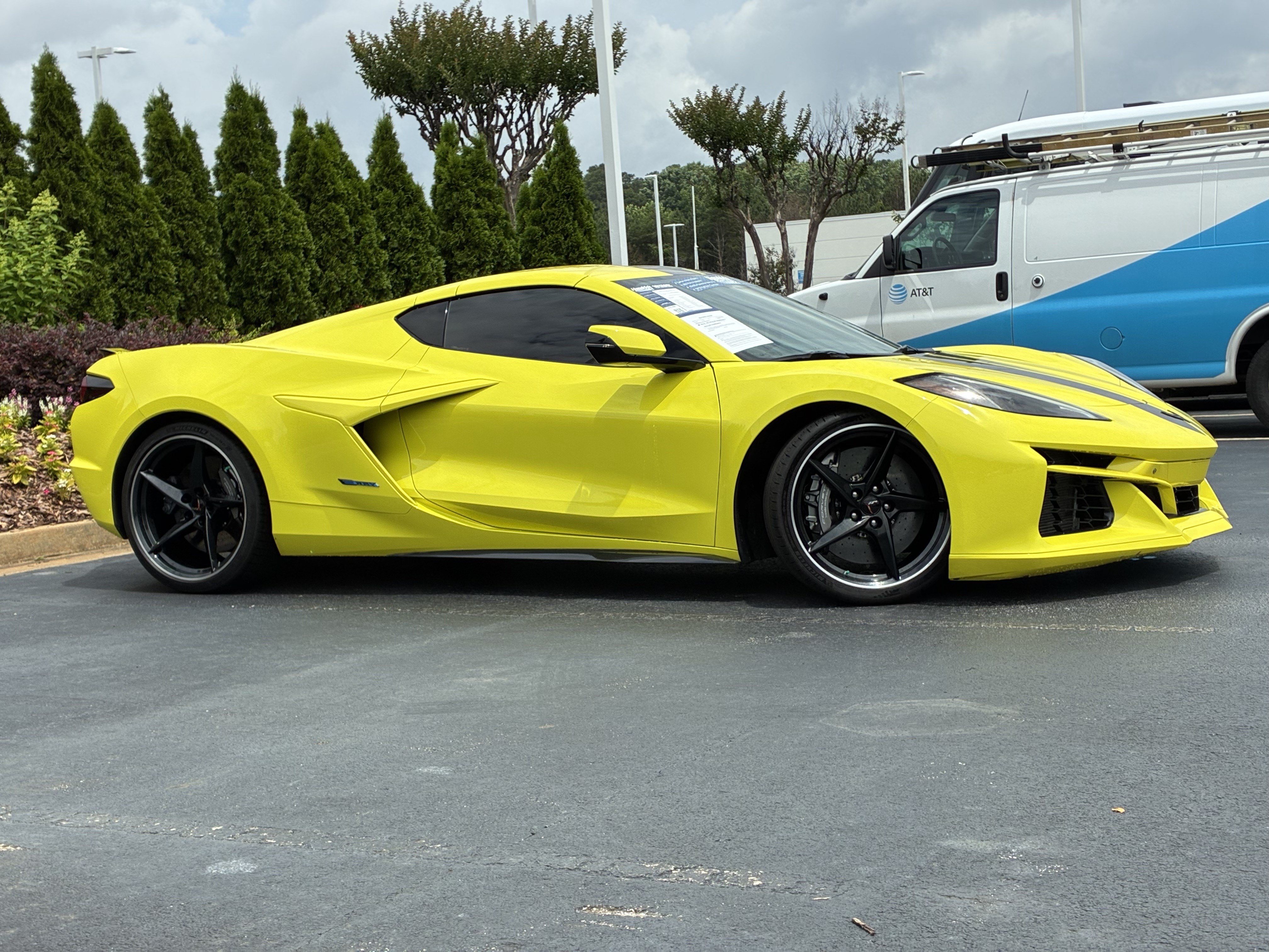 Used 2024 Chevrolet Corvette E-Ray w/ Stealth Interior Trim Package AWD/4WD image 6