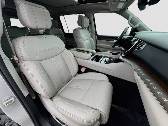 Used 2023 Jeep Grand Wagoneer 4WD image 32