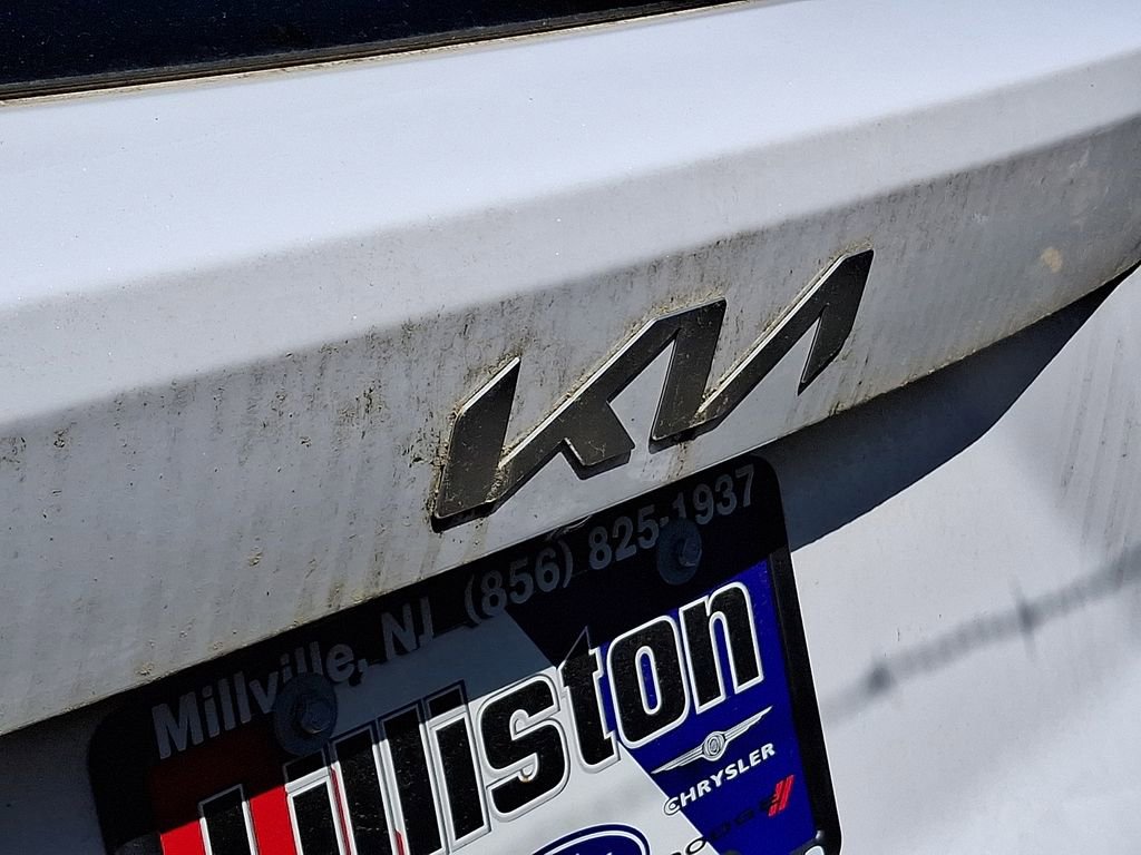 Used 2022 Kia Sorento S AWD/4WD image 8