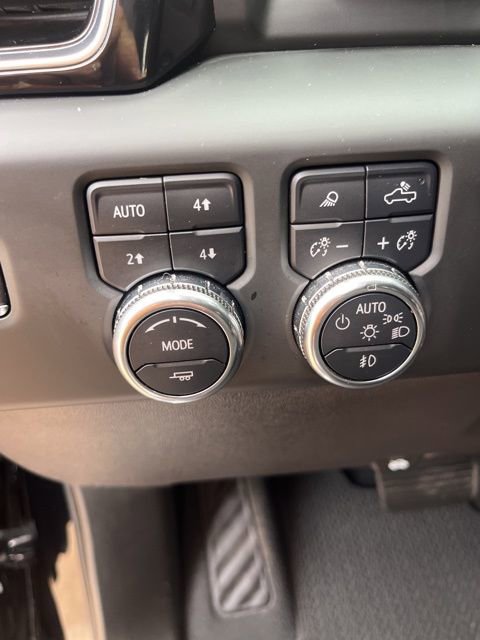 Used 2024 GMC Sierra 1500 Denali w/ Technology Package image 13