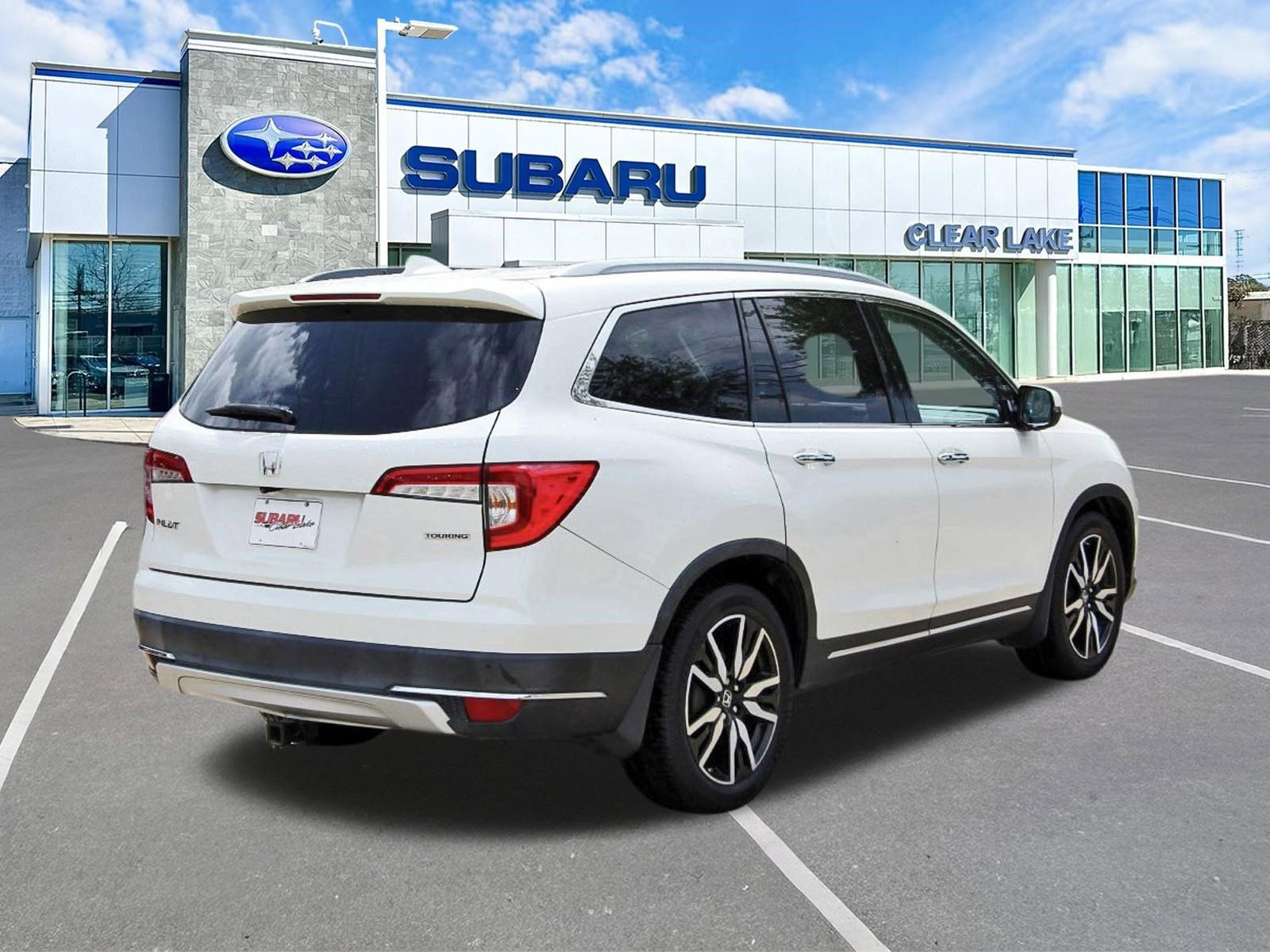 Used 2019 Honda Pilot Touring image 6