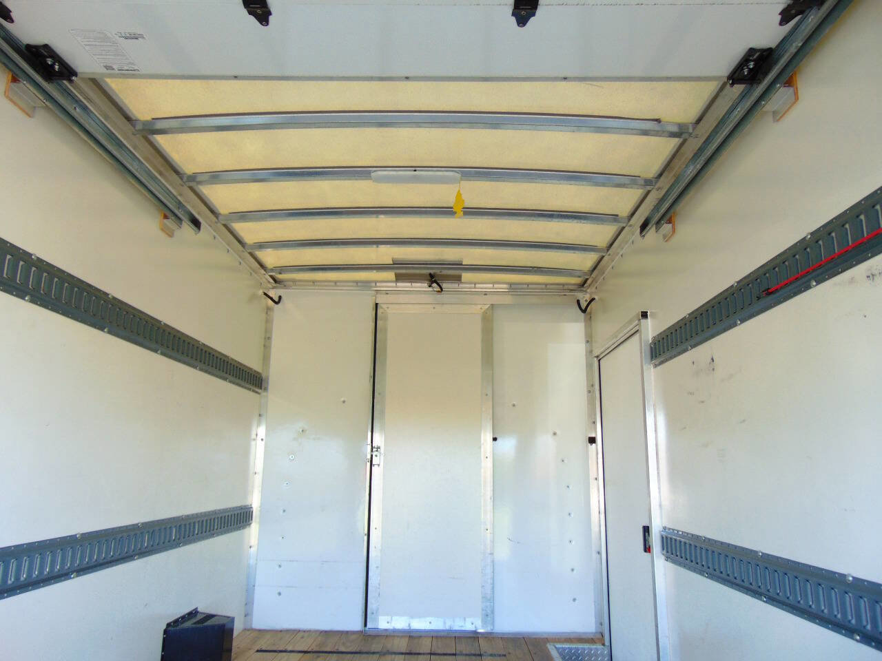 Used 2022 GMC Savana 3500 w/ Power Convenience Package RWD image 31