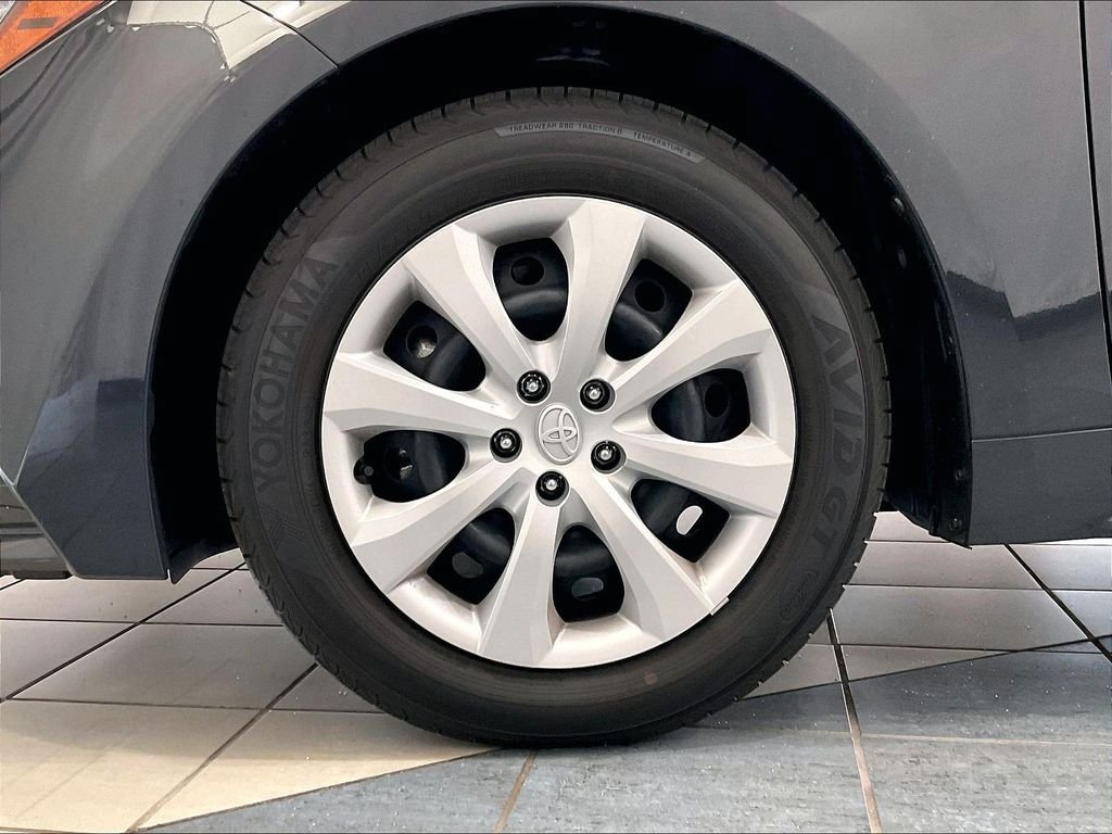 Used 2026 Toyota Corolla LE FWD image 7