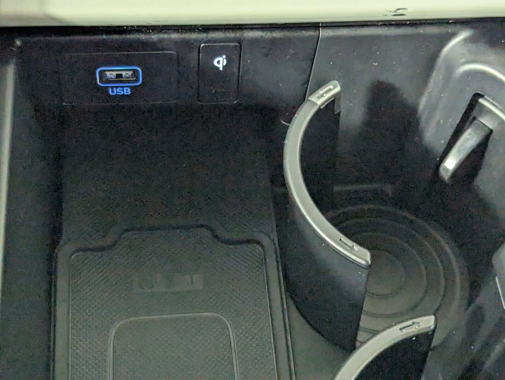 Used 2024 Hyundai Palisade Calligraphy image 20