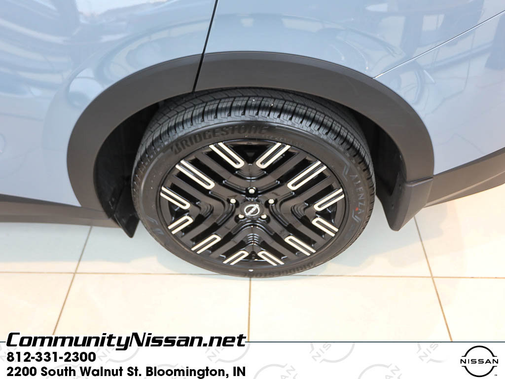 New 2026 Nissan Leaf Platinum+ w/ Cargo Package (Platinum+) FWD image 4