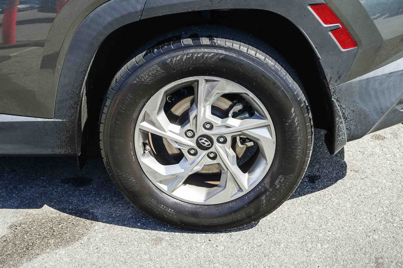 Certified 2022 Hyundai Tucson SEL w/ Cargo Package image 7