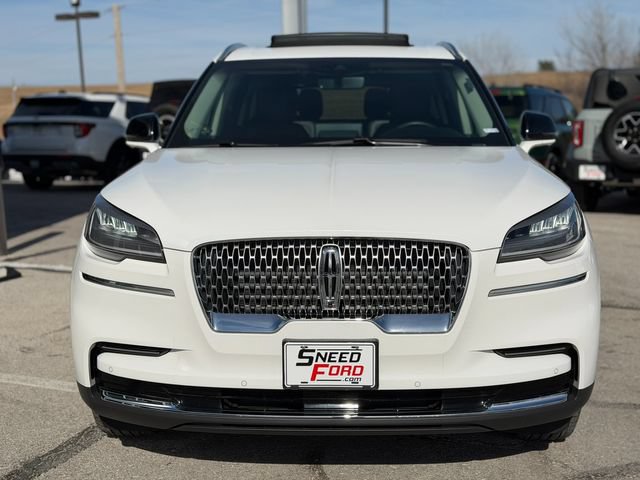 Used 2024 Lincoln Aviator Reserve w/ Equipment Group 201A AWD/4WD image 2