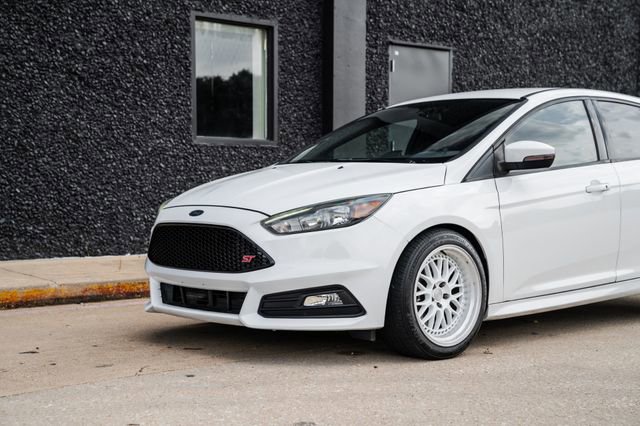 Used 2016 Ford Focus ST image 57