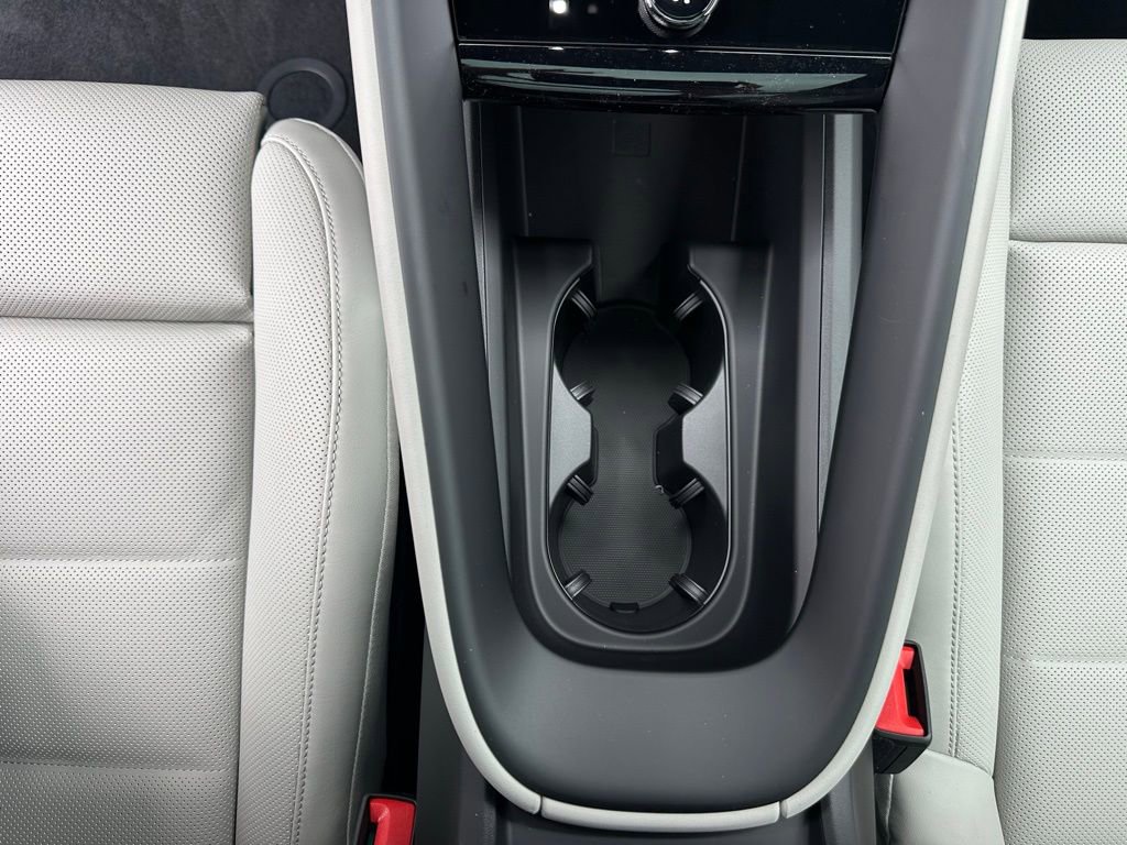 Used 2026 Porsche Macan Electric image 27