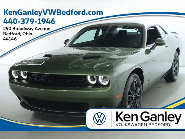 Used 2023 Dodge Challenger SXT w/ Blacktop Package image 1