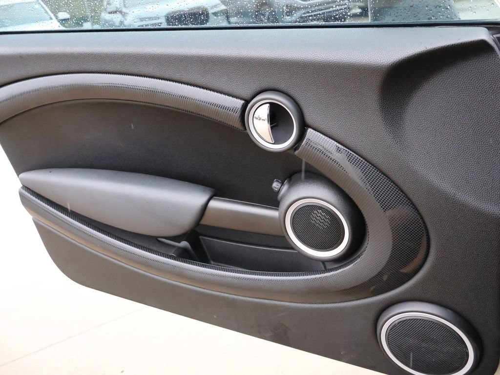 Used 2015 MINI Cooper S FWD image 34