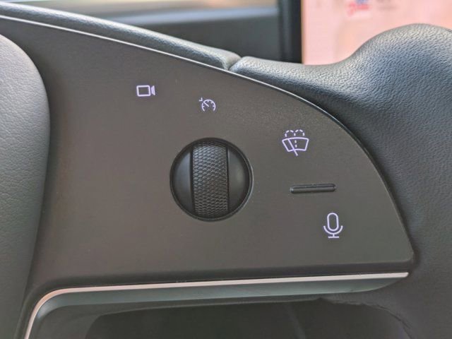 Used 2024 Tesla Model X image 22