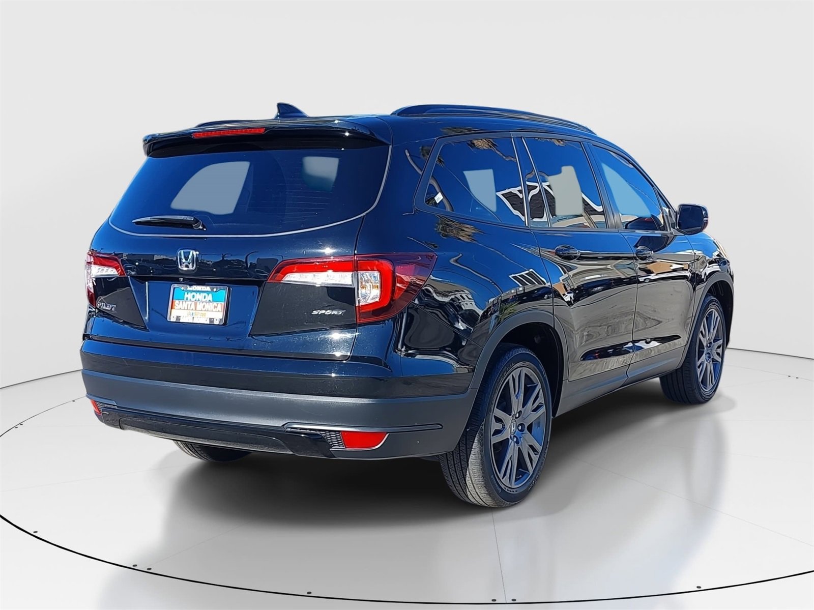 Certified 2022 Honda Pilot Sport image 5