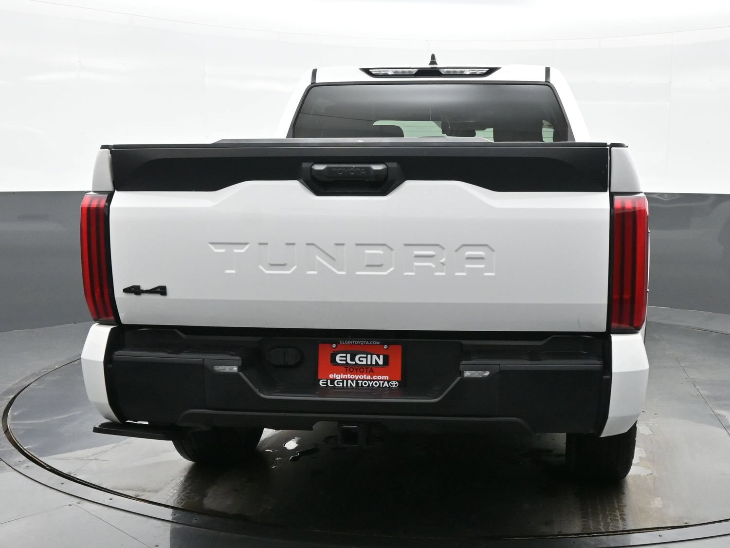 Used 2023 Toyota Tundra SR5 AWD/4WD image 5