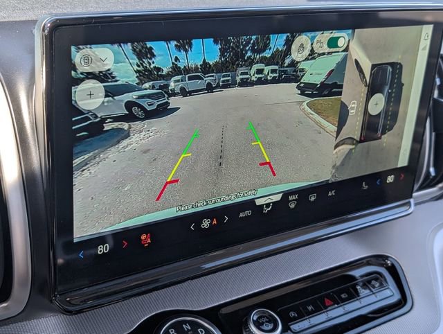 Certified 2025 Ford Expedition Active image 19