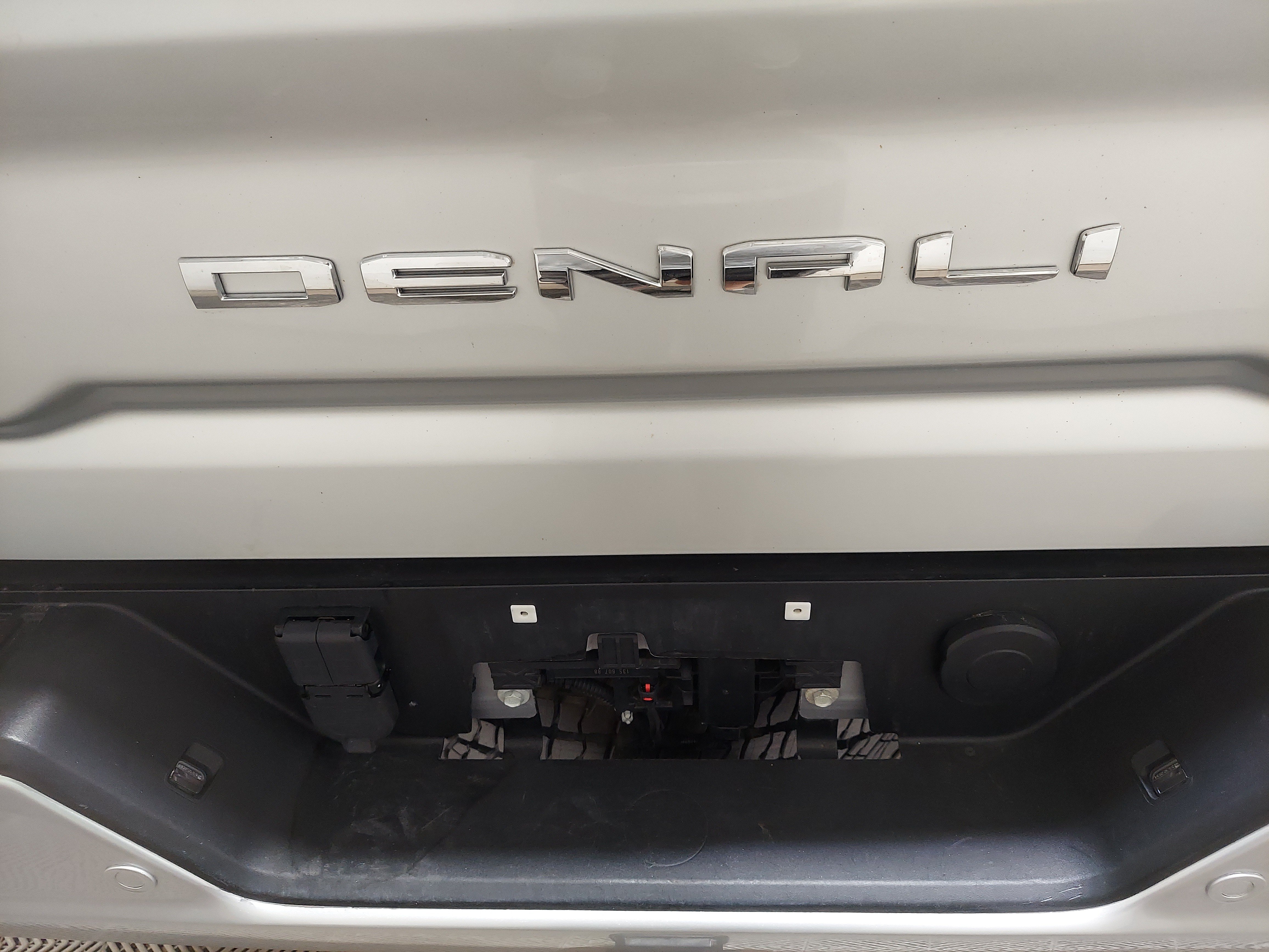 Used 2022 GMC Sierra 2500 Denali AWD/4WD image 6