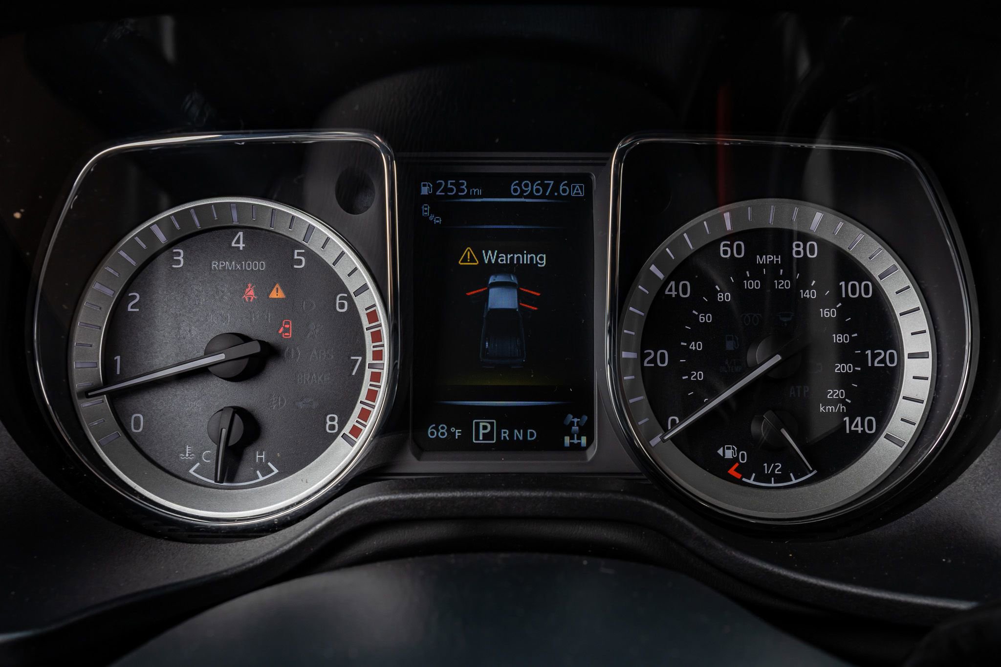 Used 2017 Nissan Titan PRO-4X image 19