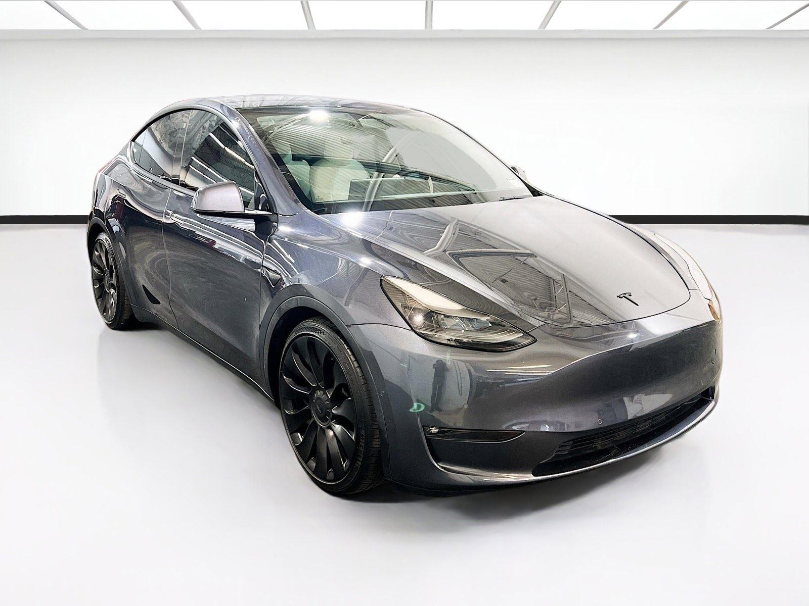 Used 2022 Tesla Model Y Performance AWD/4WD image 3