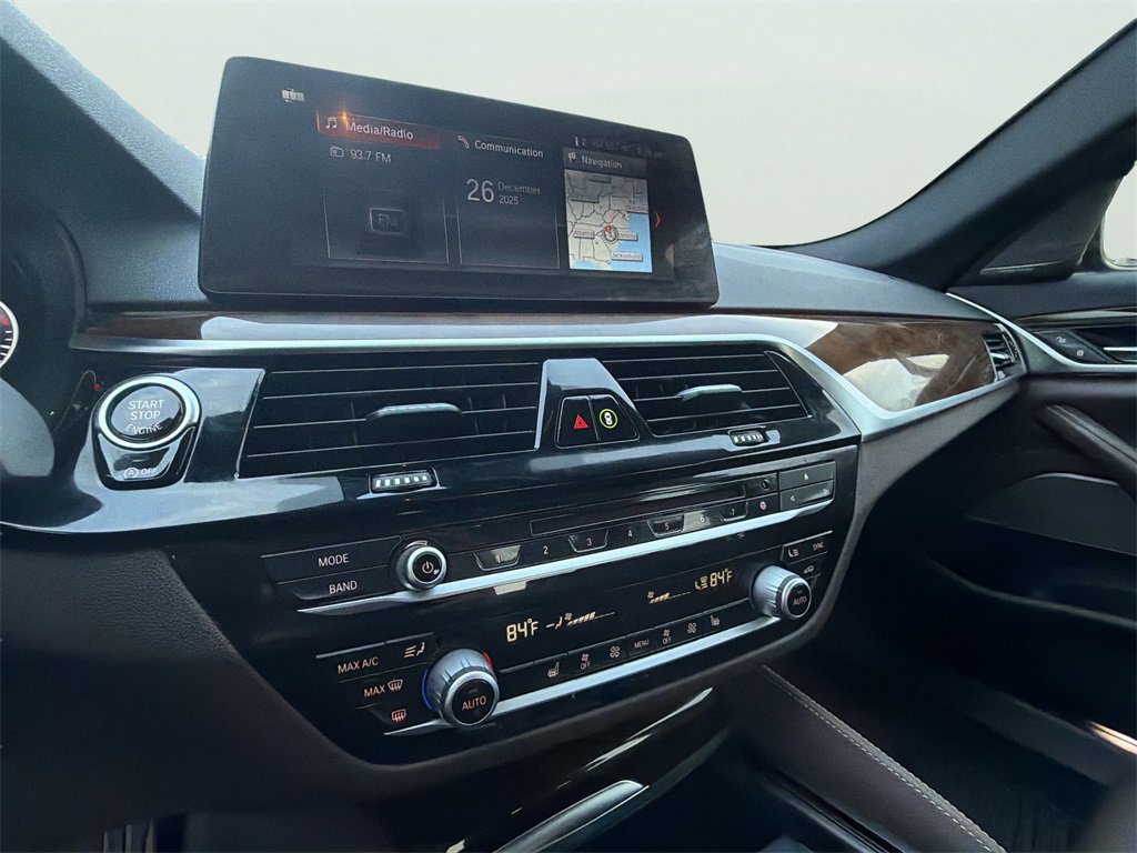 Used 2018 BMW 540i xDrive w/ M Sport Package image 24